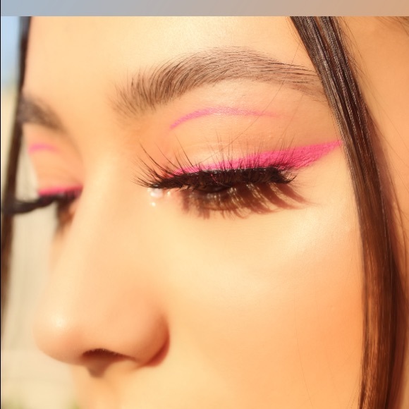 Faux mink lashes - Picture 2 of 3